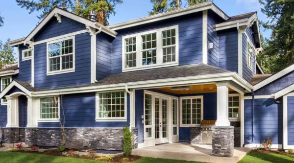 Crusader Elite windows being showcased on a home build.